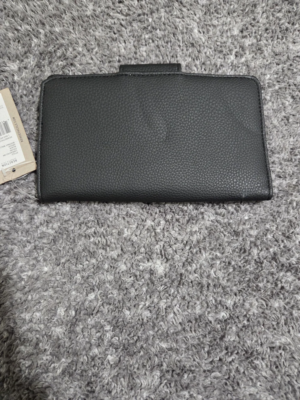 Kenneth Cole Reaction Black Pebbled Leather Snap Wallet